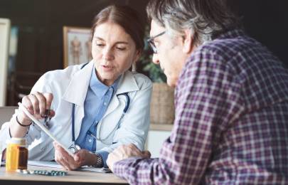 arztgespräch mit Patient