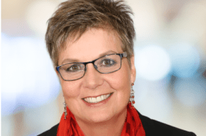Portraitfoto von Dr. Ursula Marschall